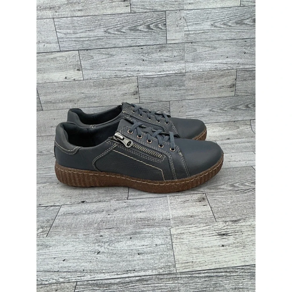 Clarks Collection Navy Leather Side Zip Lace Up Sneakers 261795204050 Women 7.5M